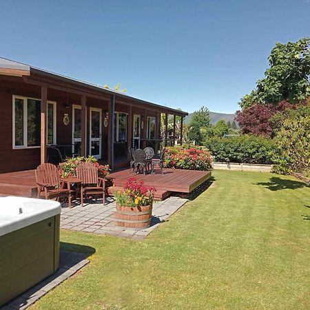 Blue Ridge Studios And Bed & Breakfast Te Anau Eksteriør billede
